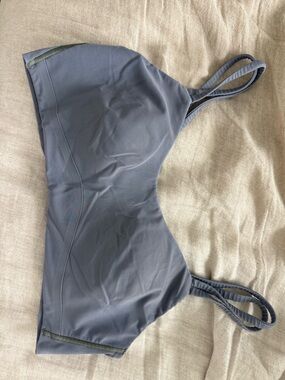 Lululemon Like a cloud bra